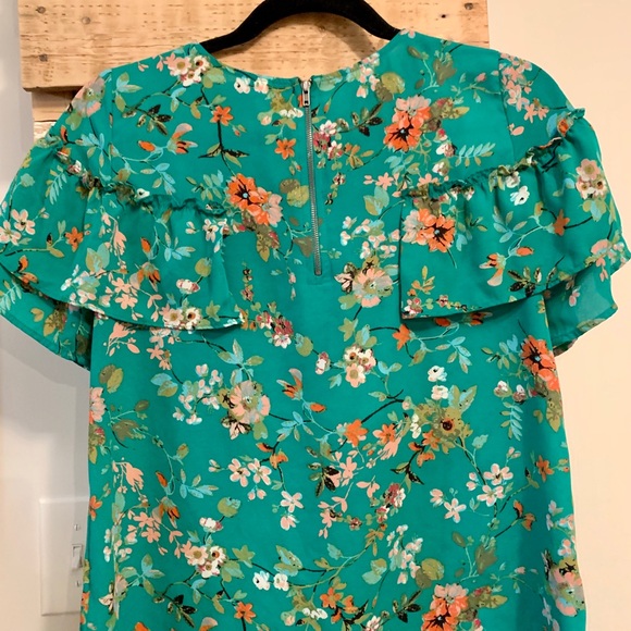 Xhilaration Floral Blouse - Picture 2 of 4